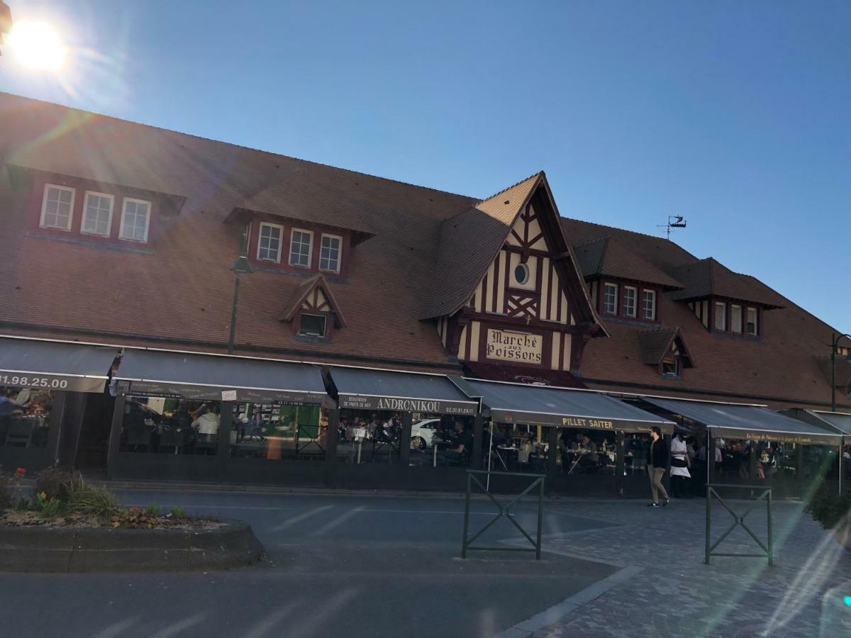 L'étoile de Trouville Exterior foto