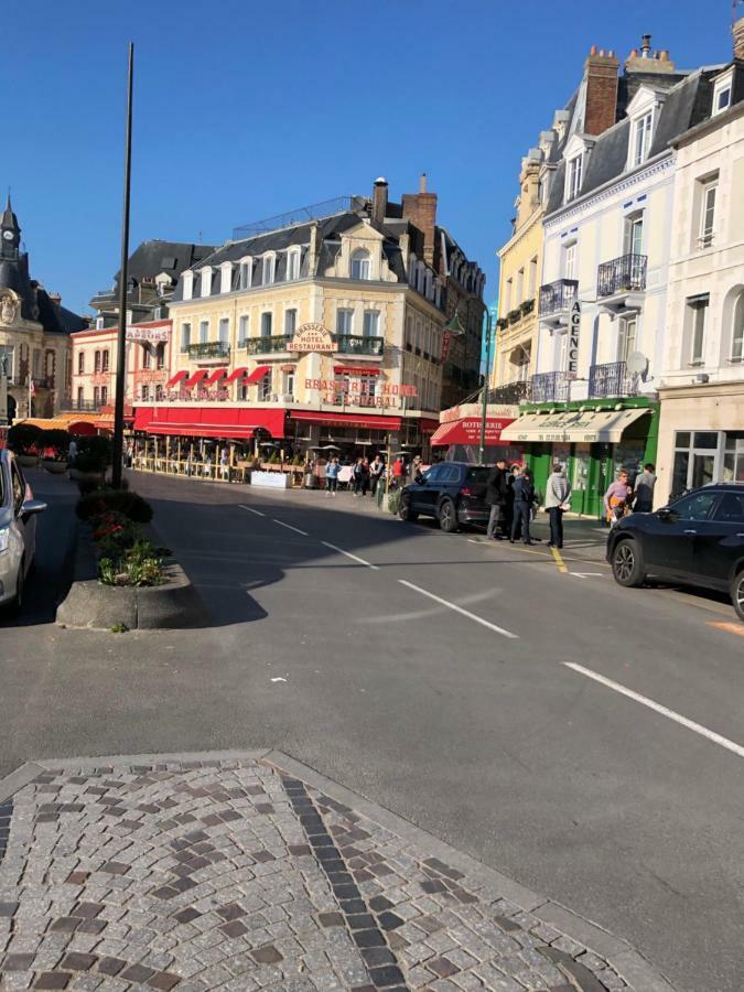 L'étoile de Trouville Exterior foto